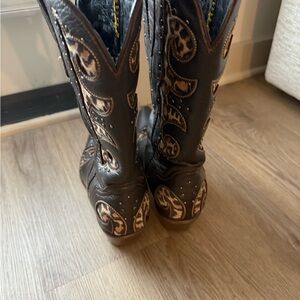 Stylish Brown Heeled Boots